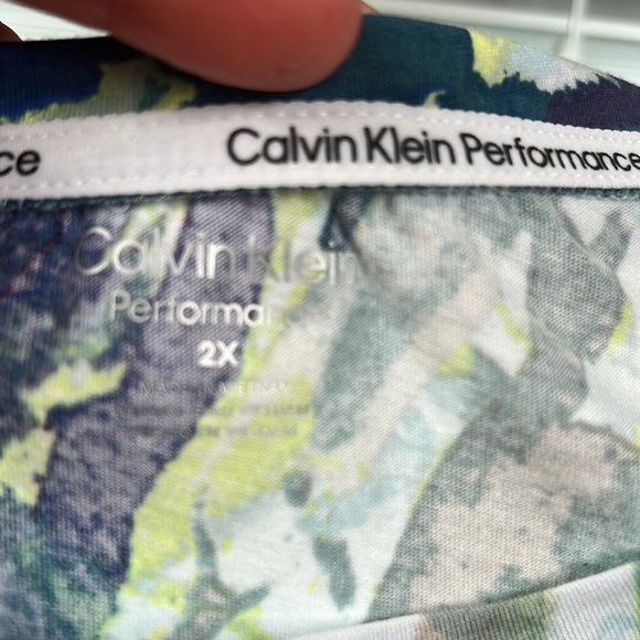 Calvin Klein. Plus size printed logo T-Shirt. - Picture 7 of 7